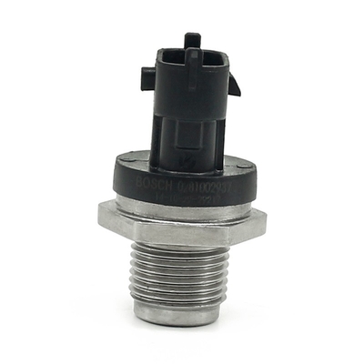 HOMEM  VOL Fuel Pressure Sensor de Iveco 504152959 0281006425 7420792328